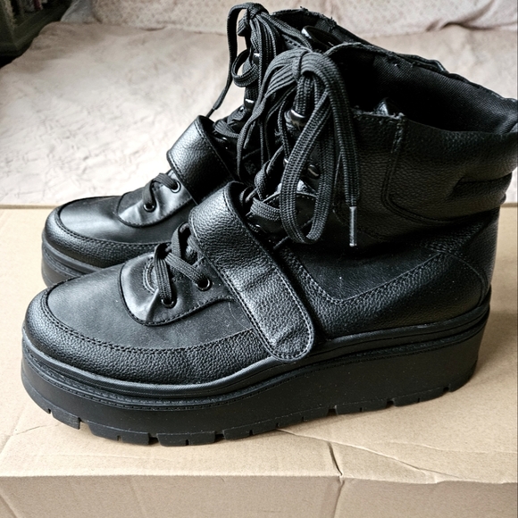 Platform Sneakers - Picture 1 of 6